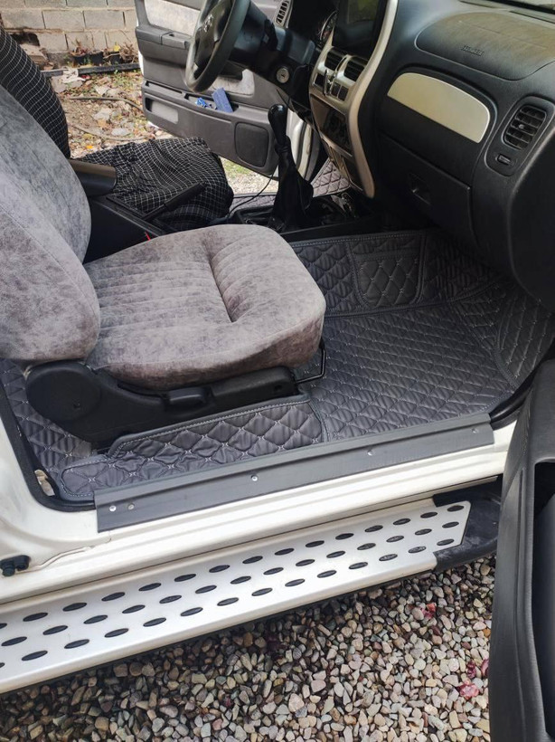 کفپوش چرمی هیوندای آزرا کالیفرنیا